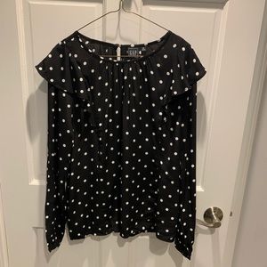 NWT Gap Maternity Nursing Top Medium